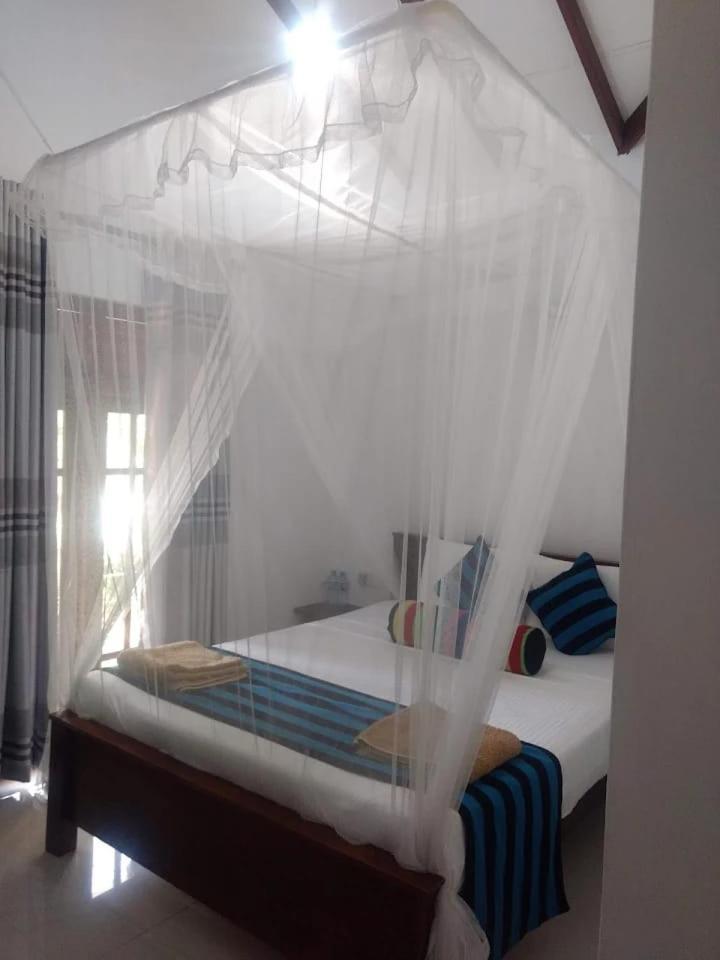 Habarana New Star Homestay Zimmer foto